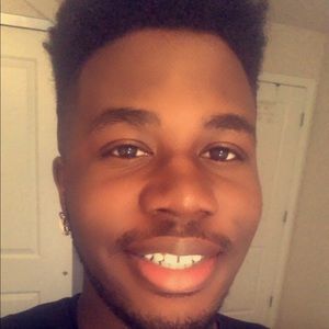 Meet your Posher, Khristopher